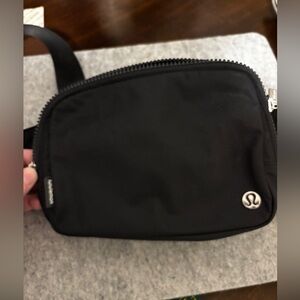 Black Lululemon Everywheree Belt Bag Large 2 L
